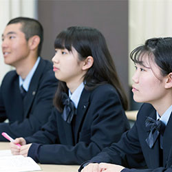 横浜学園高等学校 Home